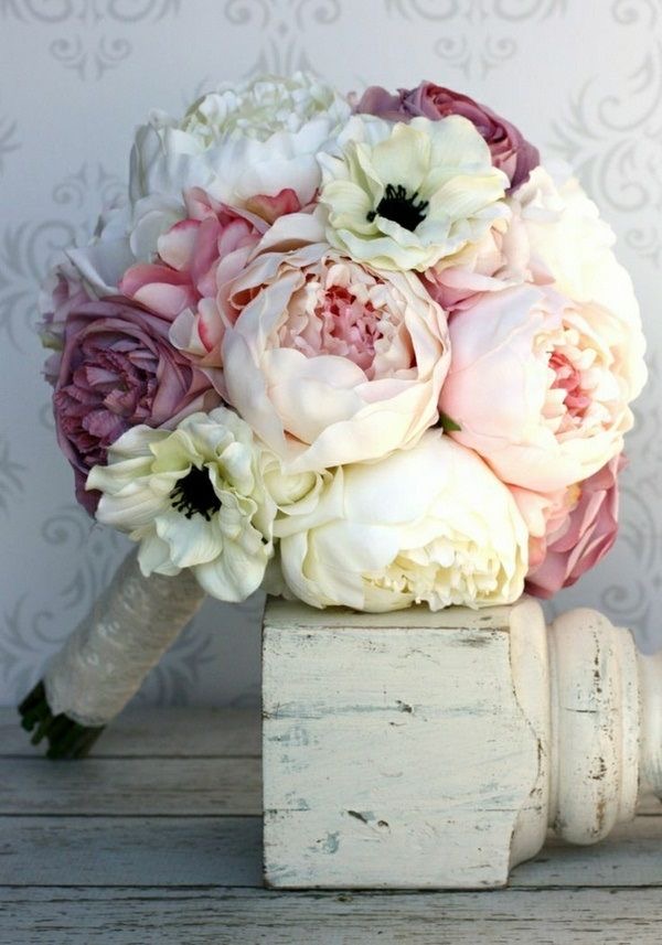 Photo d'illustration d'un bouquet de pivoine en fleur